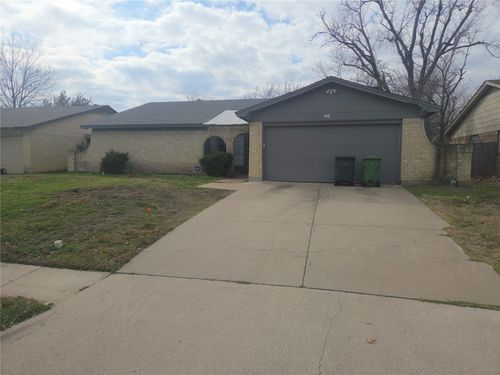 1716 Briar Meadow Dr, Arlington, TX, 76014-2508 | Card Image