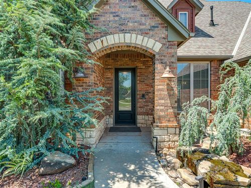 4301 Norfolk Court, Edmond, OK, 73012 | Card Image