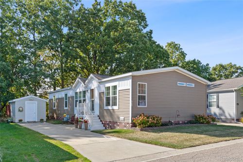 4939 Venice Cir, Northville, MI, 48167-8708 | Card Image