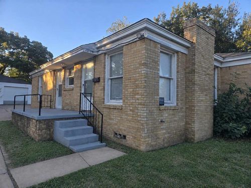 2016 Nw 28th St, Oklahoma City, OK, 73106-1014 | Card Image