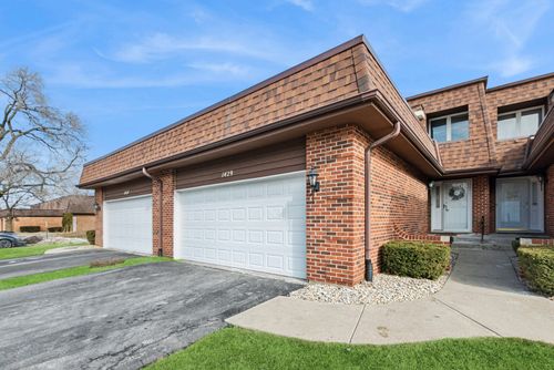 1429 Woodhollow Dr, Flossmoor, IL, 60422-1783 | Card Image