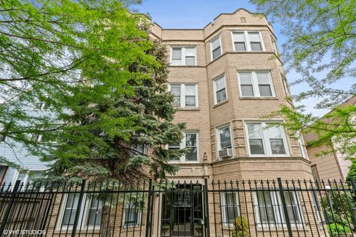 2s-2839 Sawyer Ave, Chicago, IL, 60618-7528 | Card Image