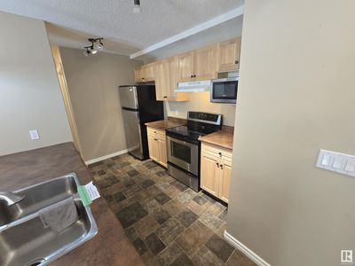 2104 - 901 16 St, Condo with 2 bedrooms, 2 bathrooms and null parking in Cold Lake AB | Image 3