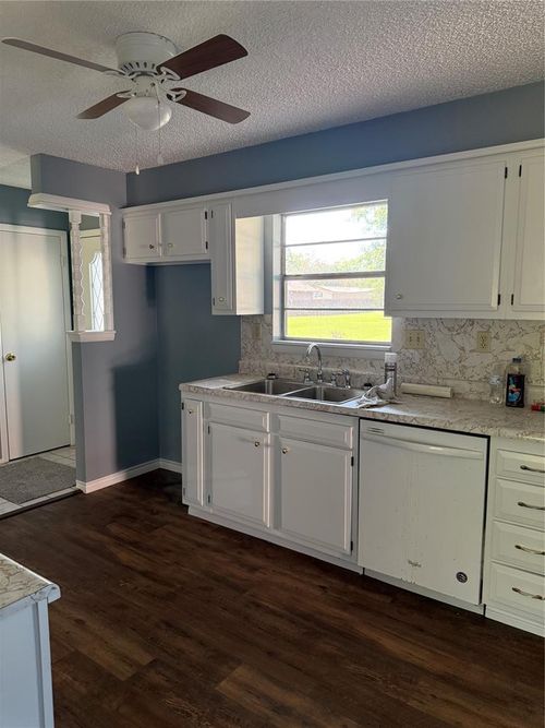 421 N Canard St, Wetumka, OK, 74883-2503 | Card Image