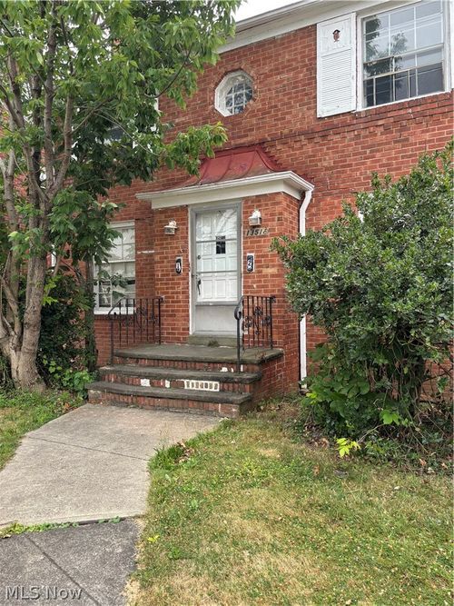 13518 Cedar Rd, University Heights, OH, 44118-2638 | Card Image