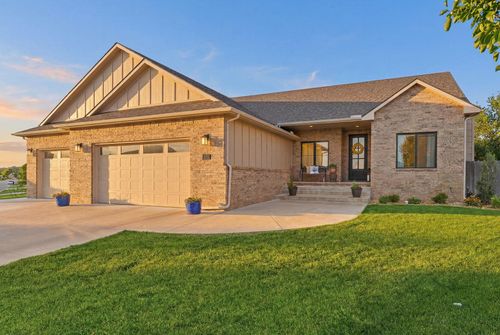 14722 W Moscelyn Ct, Wichita, KS, 67235-7057 | Card Image