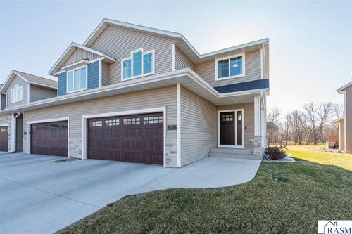 313 Tranquility Trl, Mankato, MN, 56001-2346 | Card Image