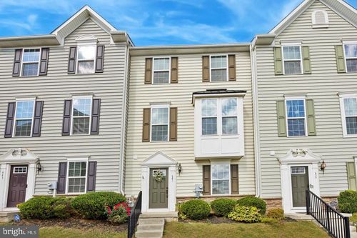 641 Washington Sq, SPRING CITY, PA, 19475-1543 | Card Image