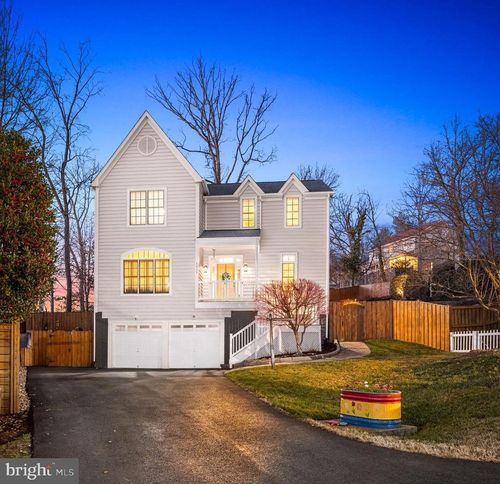 1621 S Taylor St, ARLINGTON, VA, 22204-4020 | Card Image