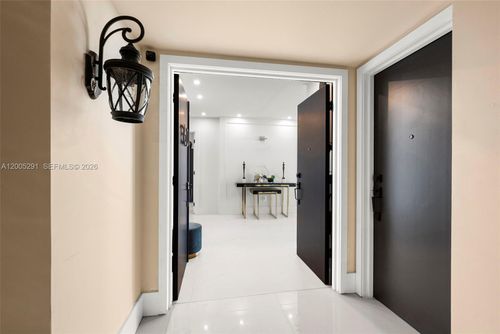 15d-4300 N Ocean Blvd, Fort Lauderdale, FL, 33308-5911 | Card Image