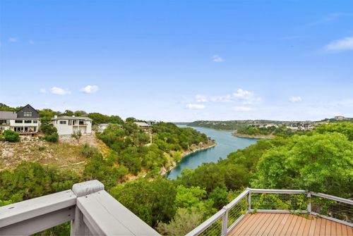 19426 Fisher Ln, Spicewood, TX, 78669-5102 | Card Image
