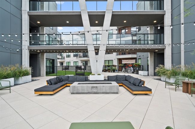 Welcome to Parkside! Courtyard with incredible views | Image 16
