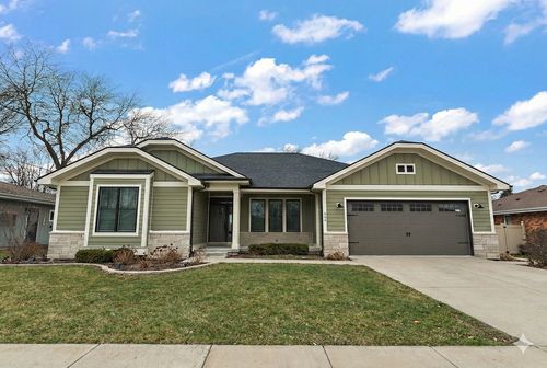 549 Louise Dr, Manteno, IL, 60950-1126 | Card Image