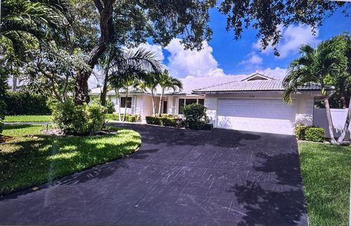 719 Ne 26th Ave, Fort Lauderdale, FL, 33304-3613 | Card Image