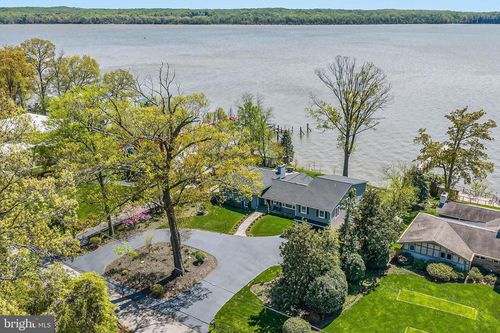 5801 River Dr, LORTON, VA, 22079-4130 | Card Image