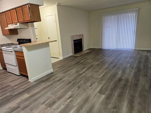 709-7400 Bellerive Dr, Houston, TX, 77036-3046 | Card Image