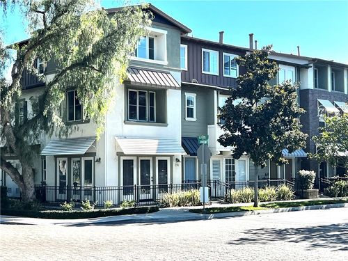 376 Aviator Ln, Tustin, CA, 92782 | Card Image