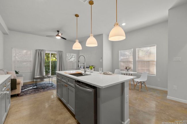 6 - 1002 Morningside Dr, Townhouse with 3 bedrooms, 3 bathrooms and null parking in Terrell Hills TX | Image 19
