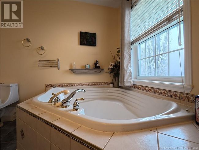105 De La Capitale Blvd, House other with 5 bedrooms, 3 bathrooms and null parking in Edmundston NB | Image 32