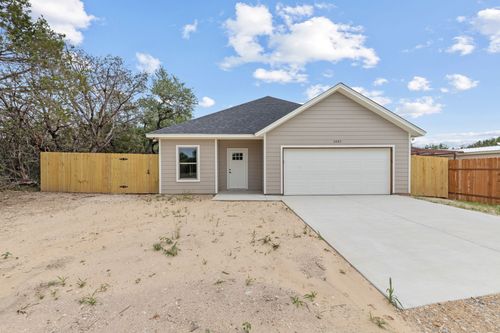 2685 Thompson Rd, Weatherford, TX, 76087-8444 | Card Image
