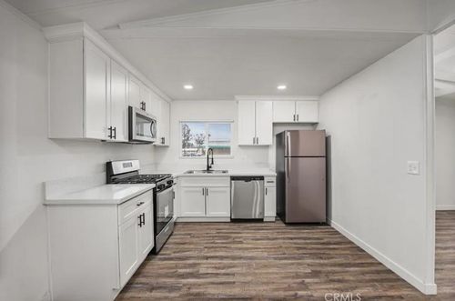 294-294 Florence Lane, Bakersfield, CA, 93308 | Card Image