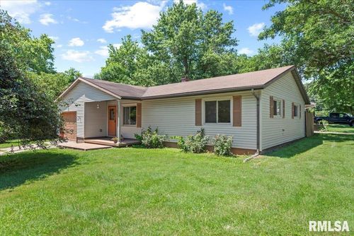 25 Ivy Hill Dr, Riverton, IL, 62561-8229 | Card Image