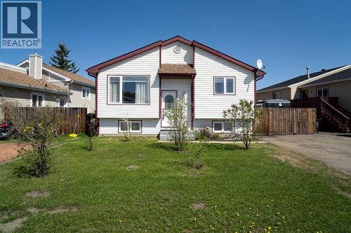 170 Fullerton Dr, Fort Mcmurray, AB, T9K1P8 | Card Image