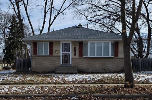 5874 N 79th Street, Milwaukee, WI, 53218 | Card Image