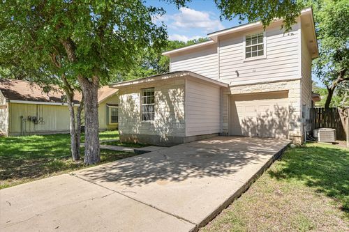 101 S Mockingbird Cir, Cedar Creek, TX, 78612-3043 | Card Image