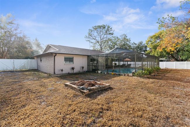 7489 Gates Cir, House other with 3 bedrooms, 2 bathrooms and null parking in SPRING HILL FL | Image 27