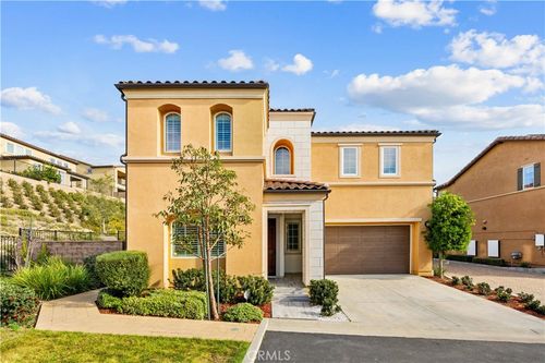 20631 W Chestnut Cir, Porter Ranch, CA, 91326-4949 | Card Image