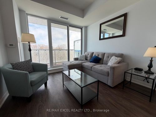 407-6 David Eyer Rd, Richmond Hill, ON, L4S0N5 | Card Image