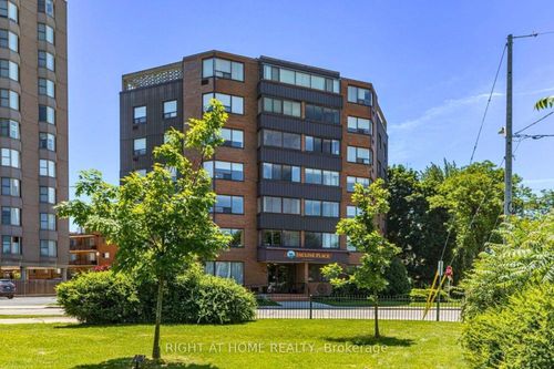 201-166 Mountain Park Ave, Hamilton, ON, L8V1A1 | Card Image