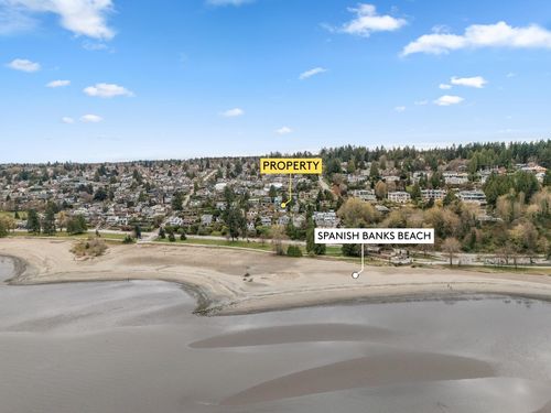 4667 Simpson Avenue, Vancouver, BC, V6R1C2 | Card Image