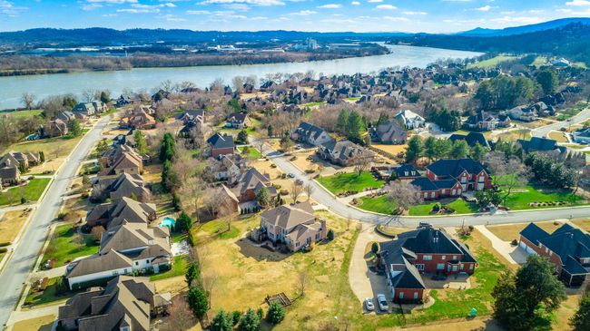 3119 Reflecting Dr, Home with 4 bedrooms, 4 bathrooms and 3 parking in Chattanooga TN | Image 85