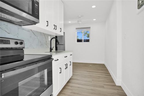 b-210 Beacom Blvd, Miami, FL, 33135-1535 | Card Image