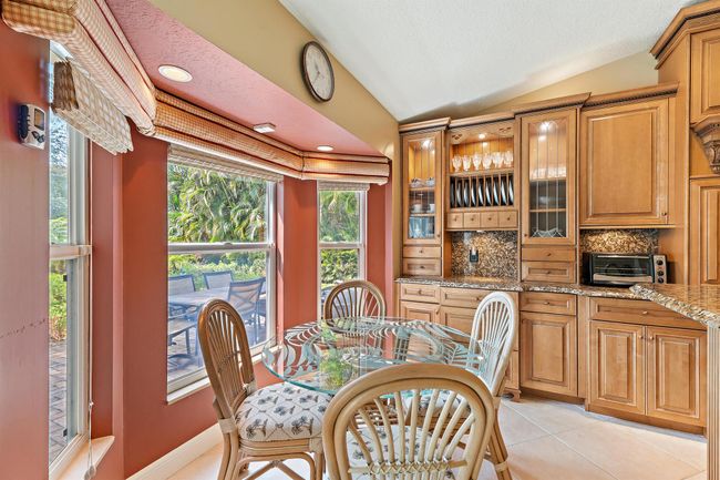 815 Sw Rustic Cir, House other with 3 bedrooms, 2 bathrooms and null parking in Stuart FL | Image 8