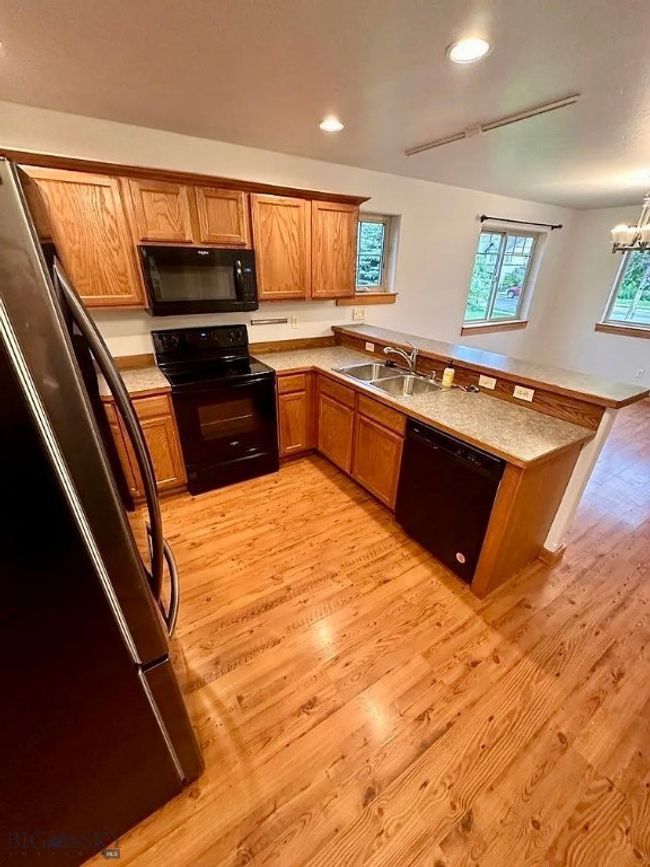 APT-18 - 2961 N 27 Th Ave, Condo with 3 bedrooms, 3 bathrooms and null parking in Bozeman MT | Image 4