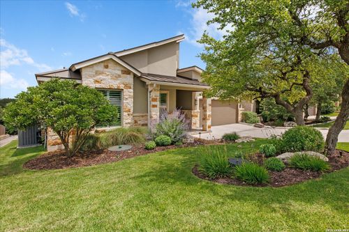 41 Mariposa Pkwy W, Boerne, TX, 78006-2220 | Card Image