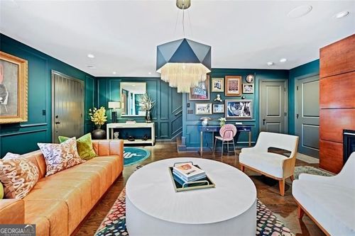 548 Bismark Rd Ne, Atlanta, GA, 30324-4271 | Card Image