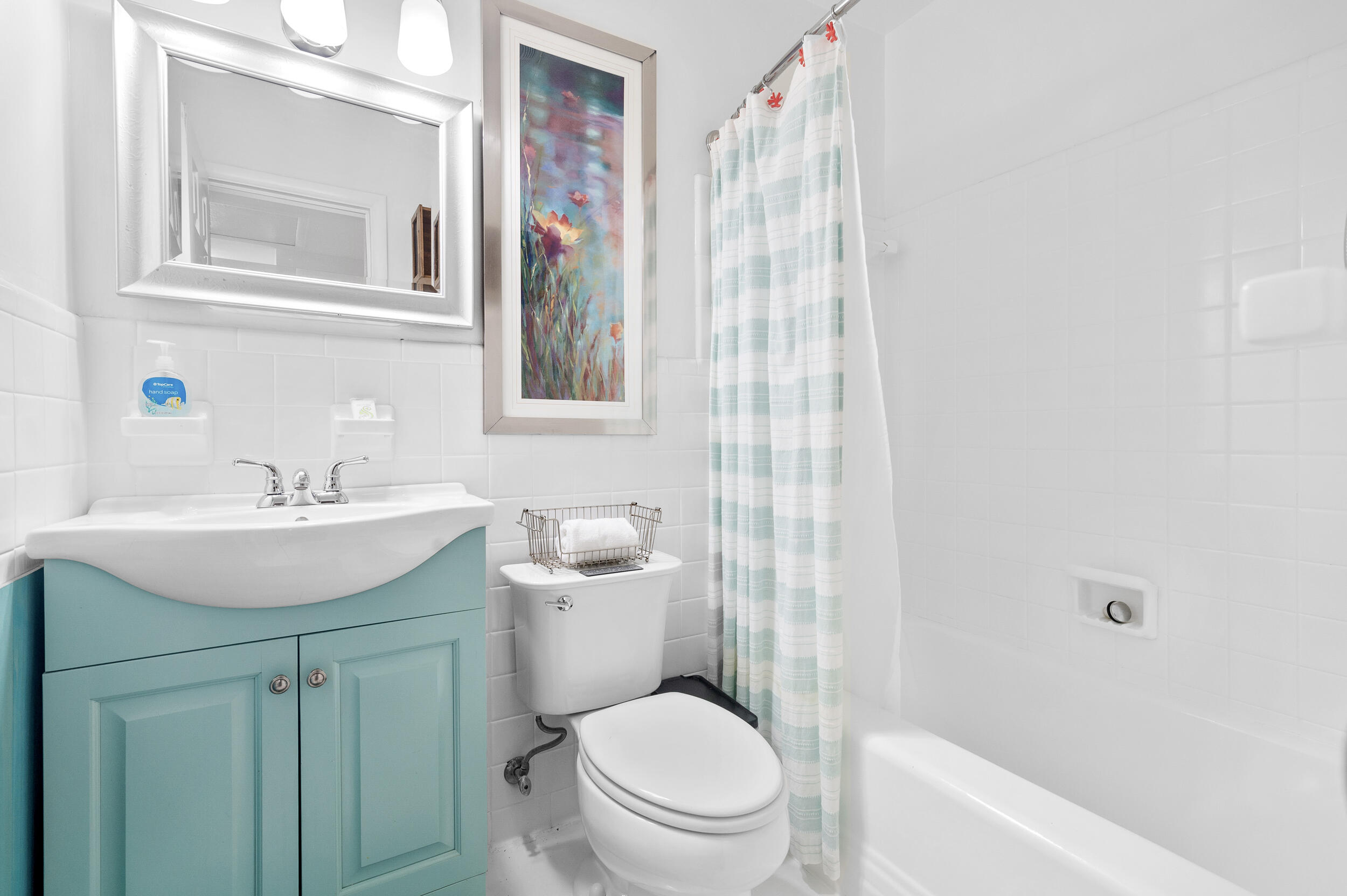 Residential Lease in Lake Worth Beach 4