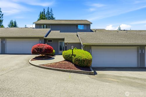 6918 Woodlands Way, Arlington, WA, 98223-7402 | Card Image