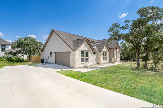 860 Rayner Ranch Blvd, House other with 4 bedrooms, 3 bathrooms and null parking in Spring Branch TX | Image 5