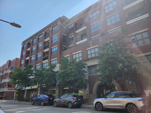 apt-401-3140 N Sheffield Ave, Chicago, IL, 60657-6545 | Card Image