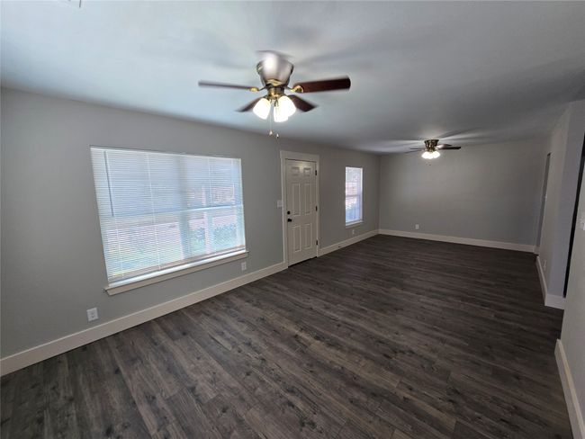 423 E Sherman St, House other with 2 bedrooms, 1 bathrooms and null parking in Sherman TX | Image 6