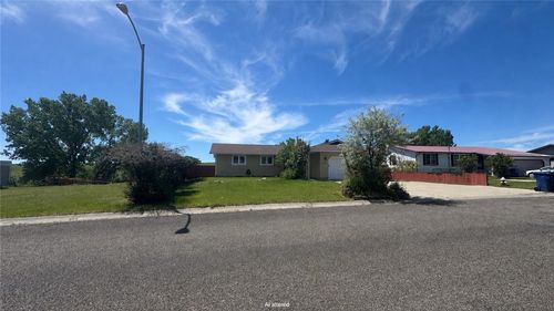 6630 Browning Dr, Colstrip, MT, 59323-9522 | Card Image