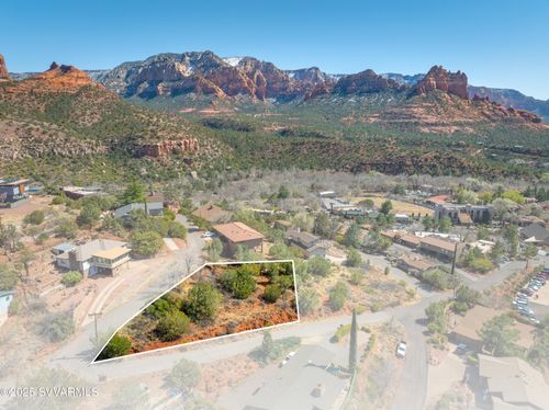 266 Circle Dr, Sedona, AZ, 86336-4151 | Card Image
