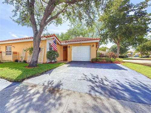 1420 Seagrape Cir, Weston, FL, 33326-2724 | Card Image