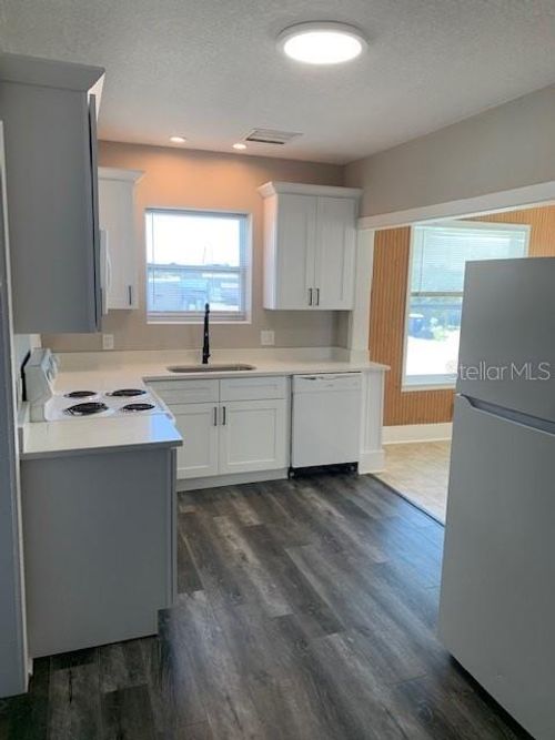 apt-b-3102 E 7th Ave, Tampa, FL, 33605-4201 | Card Image