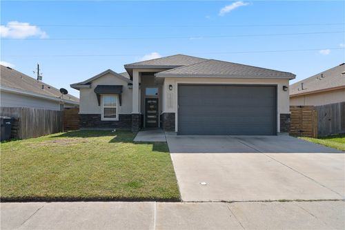 1633 Antoinette Dr, Corpus Christi, TX, 78418-5404 | Card Image